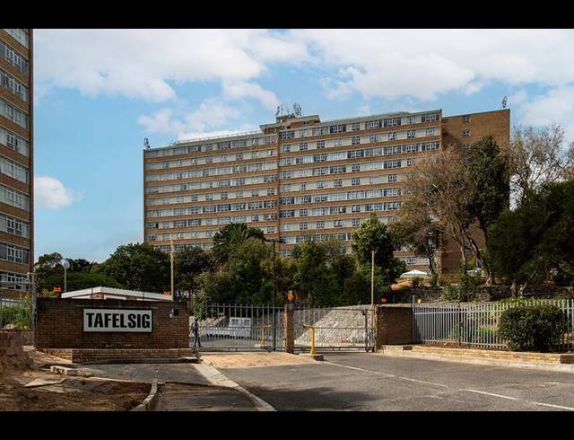 1 BEDROOM PROPERTY TO RENT IN LOEVENSTEIN